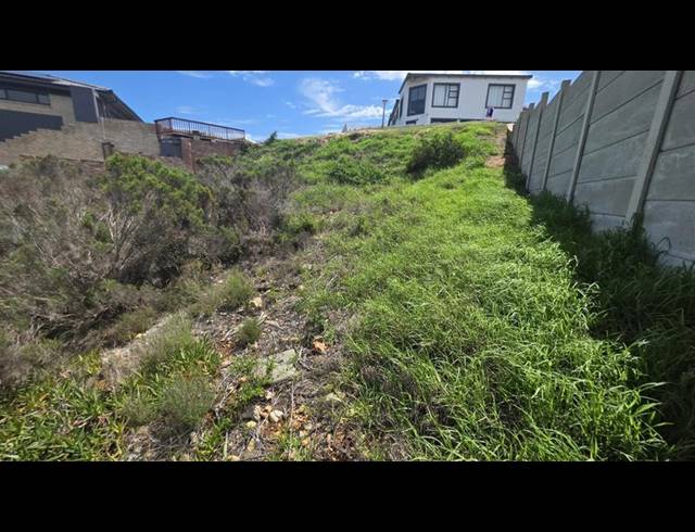 LAND FOR SALE IN SEEMEEU PARK